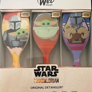 Wet Brush Hair brush Original Detanger Star Wars Madalorian EXCLUSIVE SET!